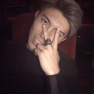 Meet your Posher, Minghang